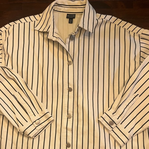 Striped Button-Up Shirt scoop brand size 16 100% cotton - Picture 2 of 9